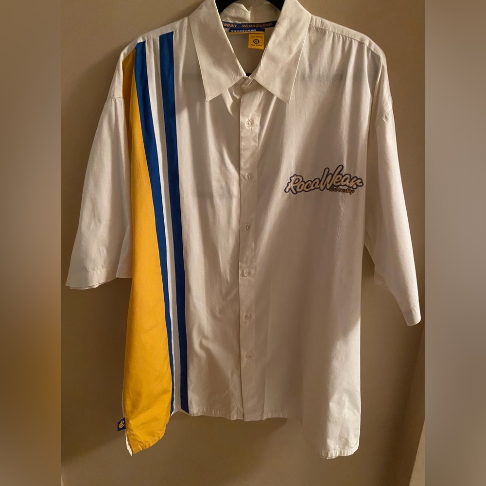 Rocawear men’s vintage Y2K,  short sleeve button up shirt, 100% cotton shirt, XL